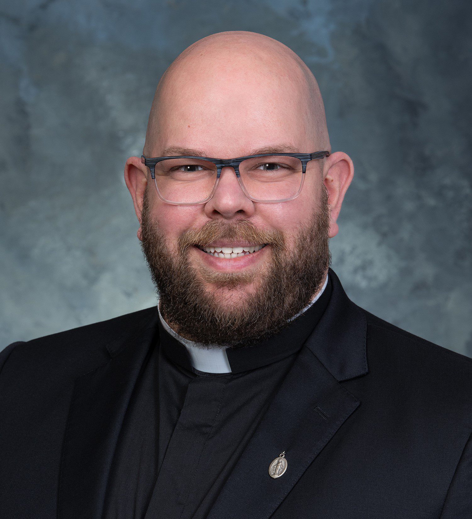Rev. Dane Dickinson : Parochial Vicar
